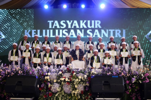 Syukur Atas Capaian Gemilang, Tasyakuran Kelulusan Santri Taffaquh dan Tahfidz