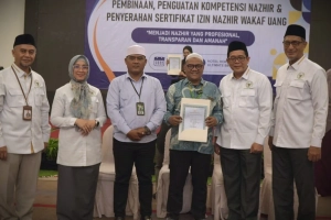 BWI Adakan Pembinaan dan Serah Sertifikat Nazhir Wakaf Uang di Bekasi