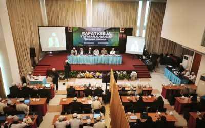 Rapat Kerja 2025: Al-Bahjah Menguatkan Manajemen Pesantren dan Pendidikan Islami Rapat kerja yayasan Al-Bahjah Cirebon di Hotel Apita