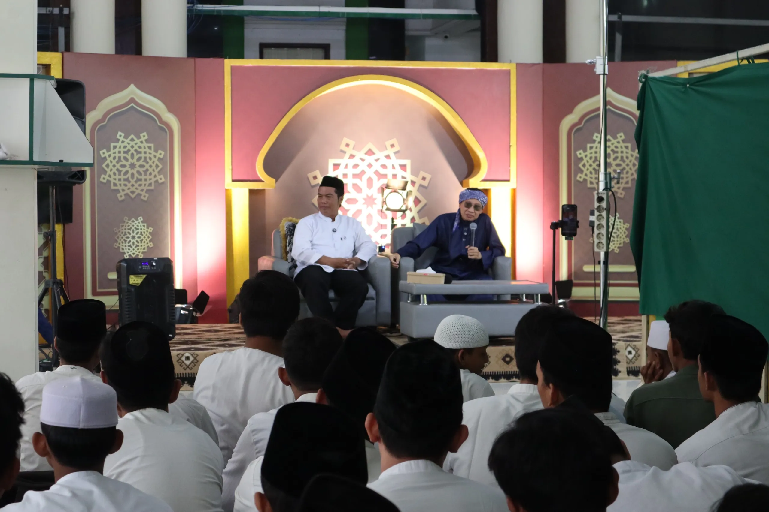 SMK Wahidin Cirebon Awali Pesantren Ramadhan di Al-Bahjah